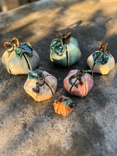 Load image into Gallery viewer, Pottery: Seasonal Pottery Workshops